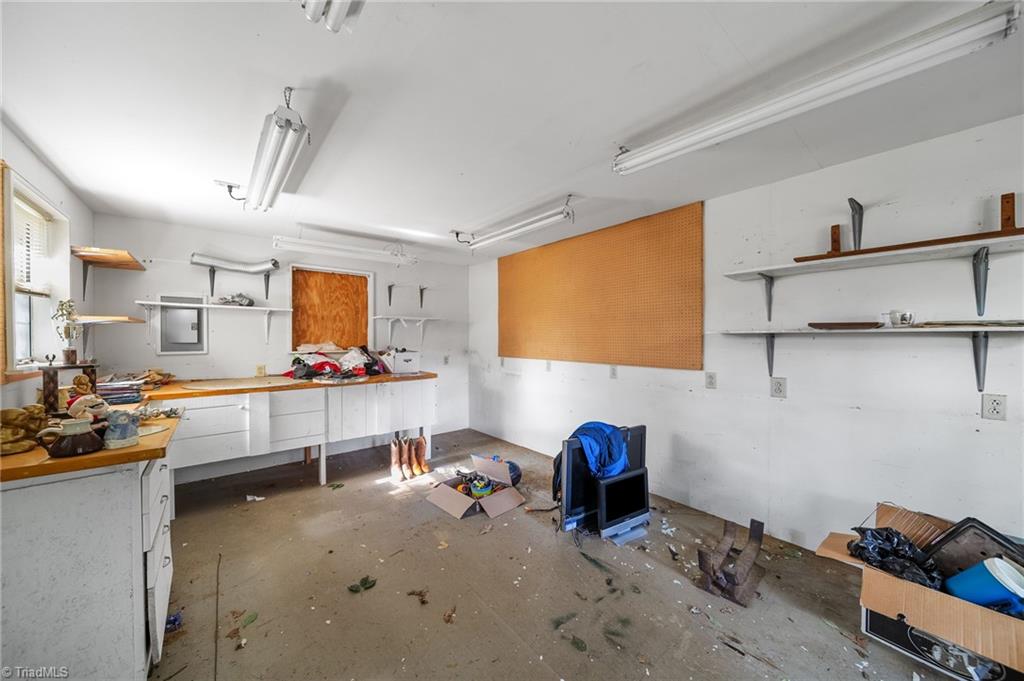 1314 Shady Oak Trail Gastonia, NC 28052 - Photo 43 of 44 Workshop