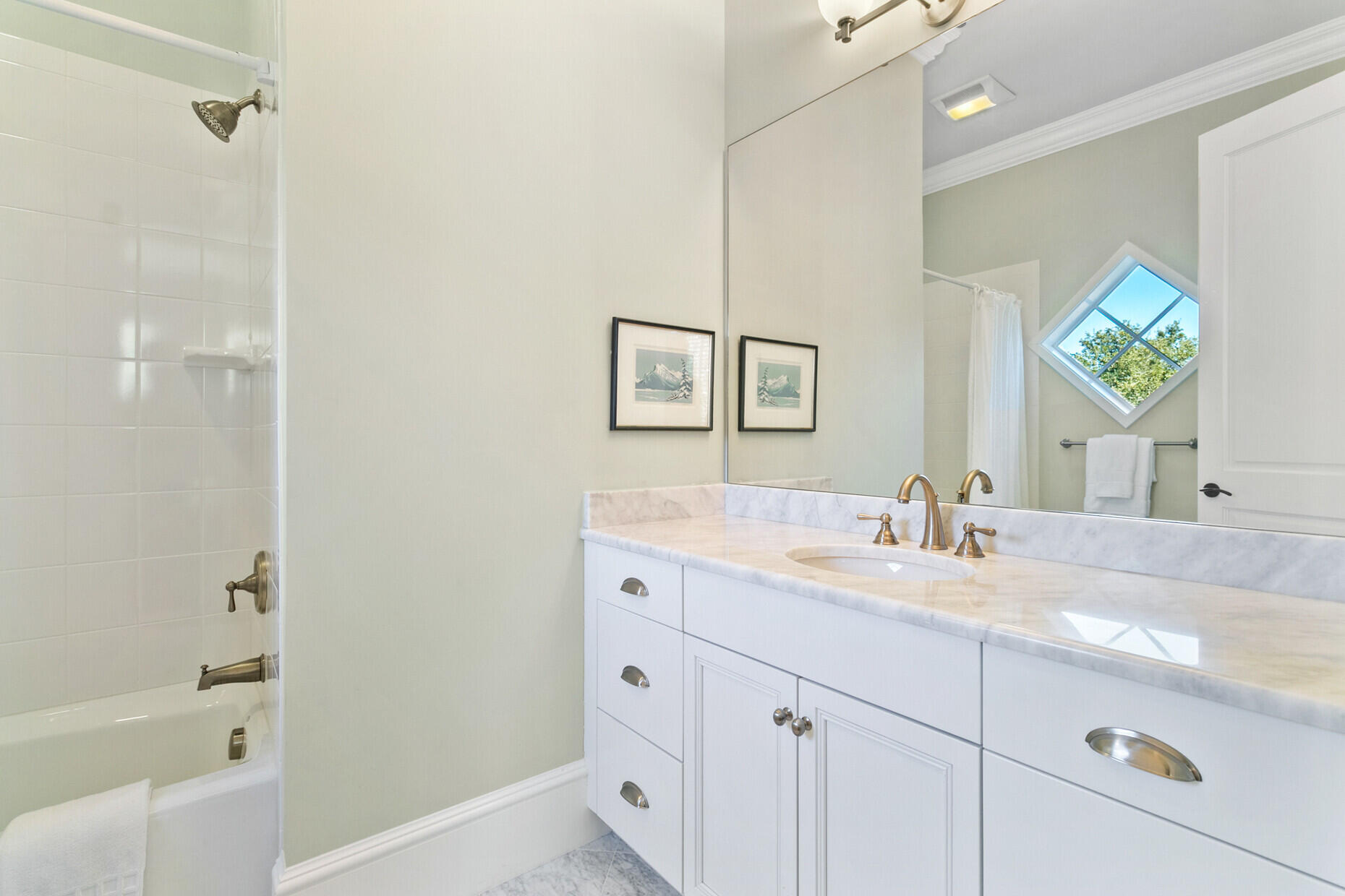 54 Watroo Point Charleston, SC 29492 - Photo 52 of 66 Bathroom # 4