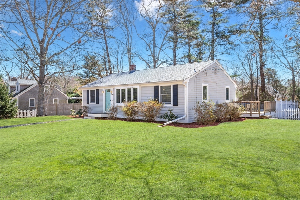 34 Cappawack Road Mashpee, MA 02649 - Photo 8 of 42 Gallery Image 8