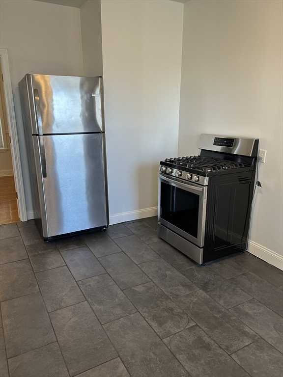 120 Walnut Street, Unit 1 Fall River, MA 02720 - Photo 5 of 9