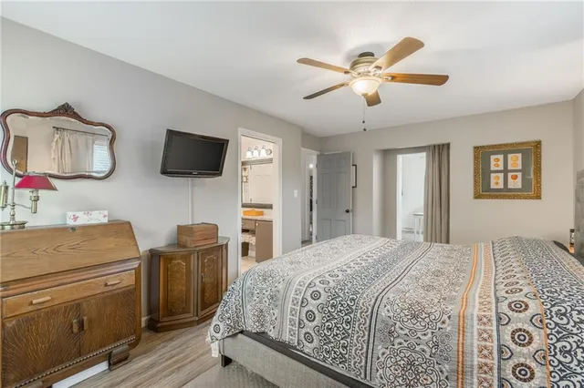 $495,000 | 8726 West 104th Street, Overland Park, KS 66212