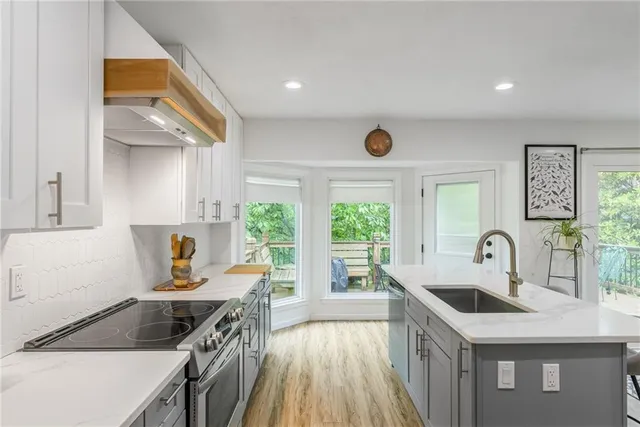 $495,000 | 8726 West 104th Street, Overland Park, KS 66212