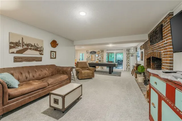 $495,000 | 8726 West 104th Street, Overland Park, KS 66212