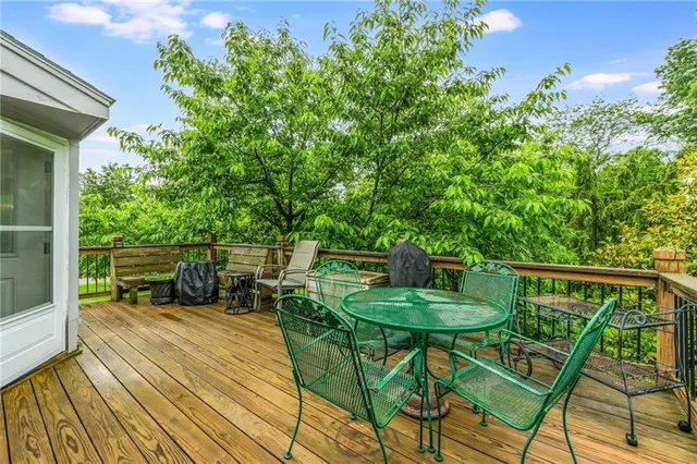 $495,000 | 8726 West 104th Street, Overland Park, KS 66212