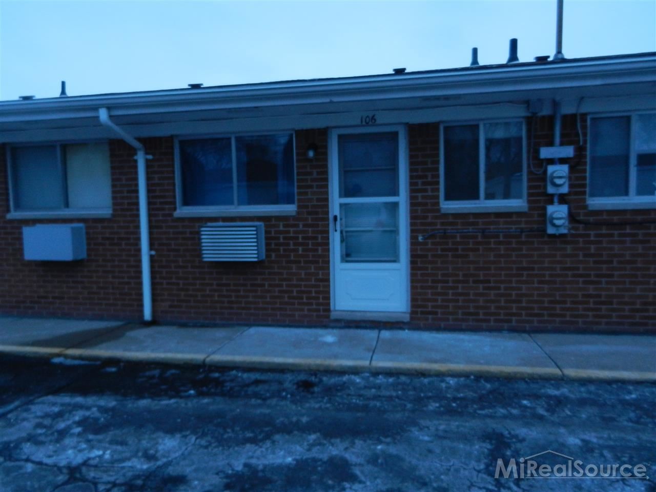 24301 Kelly Road, Unit # 106 Eastpointe, MI 48021 - Photo 13 of 14 Gallery Image 13