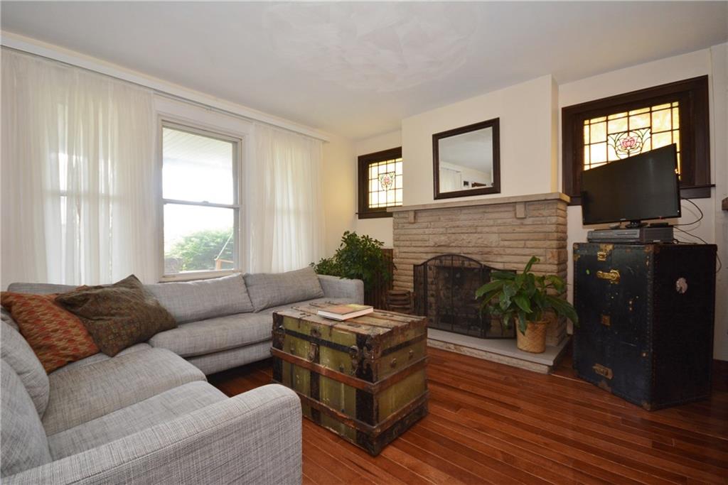 210 Hornaday Road Pittsburgh, PA 15210 - Photo 5 of 25 Gallery Image 5
