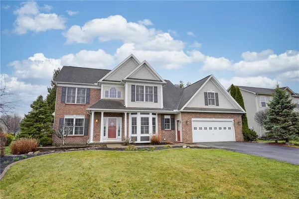 $499,900 | 109 Whistlers Cove Lane, Greece, NY 14612