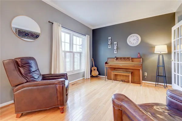 $499,900 | 109 Whistlers Cove Lane, Greece, NY 14612