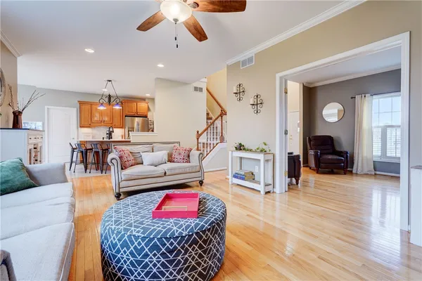 $499,900 | 109 Whistlers Cove Lane, Greece, NY 14612