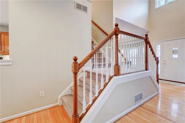 $499,900 | 109 Whistlers Cove Lane, Greece, NY 14612