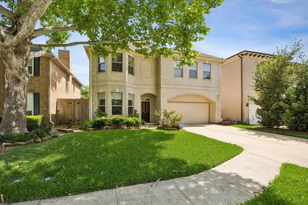 $1,100,000 | 4413 Darsey Street, Bellaire, TX 77401
