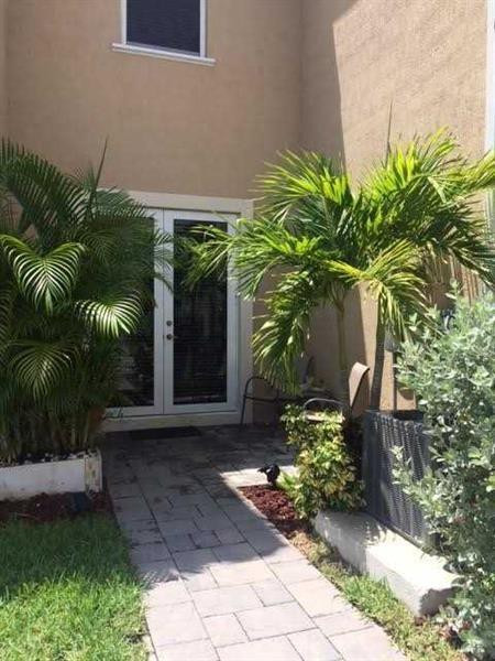 9217 Southwest 170th Place Miami, FL 33196 - Photo 26 of 41 Photo 26
