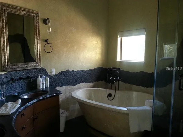 $4,997 | 1953 Freedom Drive, Clearwater, FL 33755