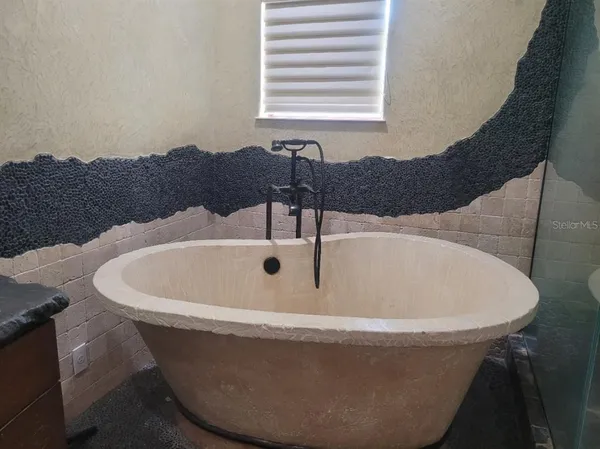 $4,997 | 1953 Freedom Drive, Clearwater, FL 33755