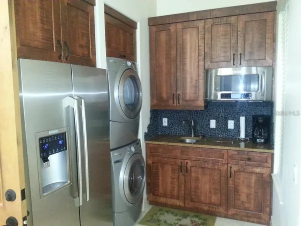 $4,997 | 1953 Freedom Drive, Clearwater, FL 33755