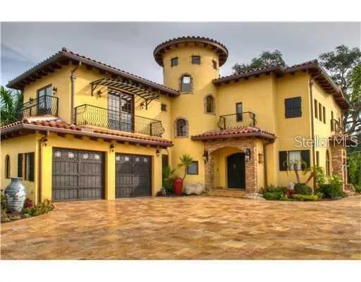 $4,997 | 1953 Freedom Drive, Clearwater, FL 33755