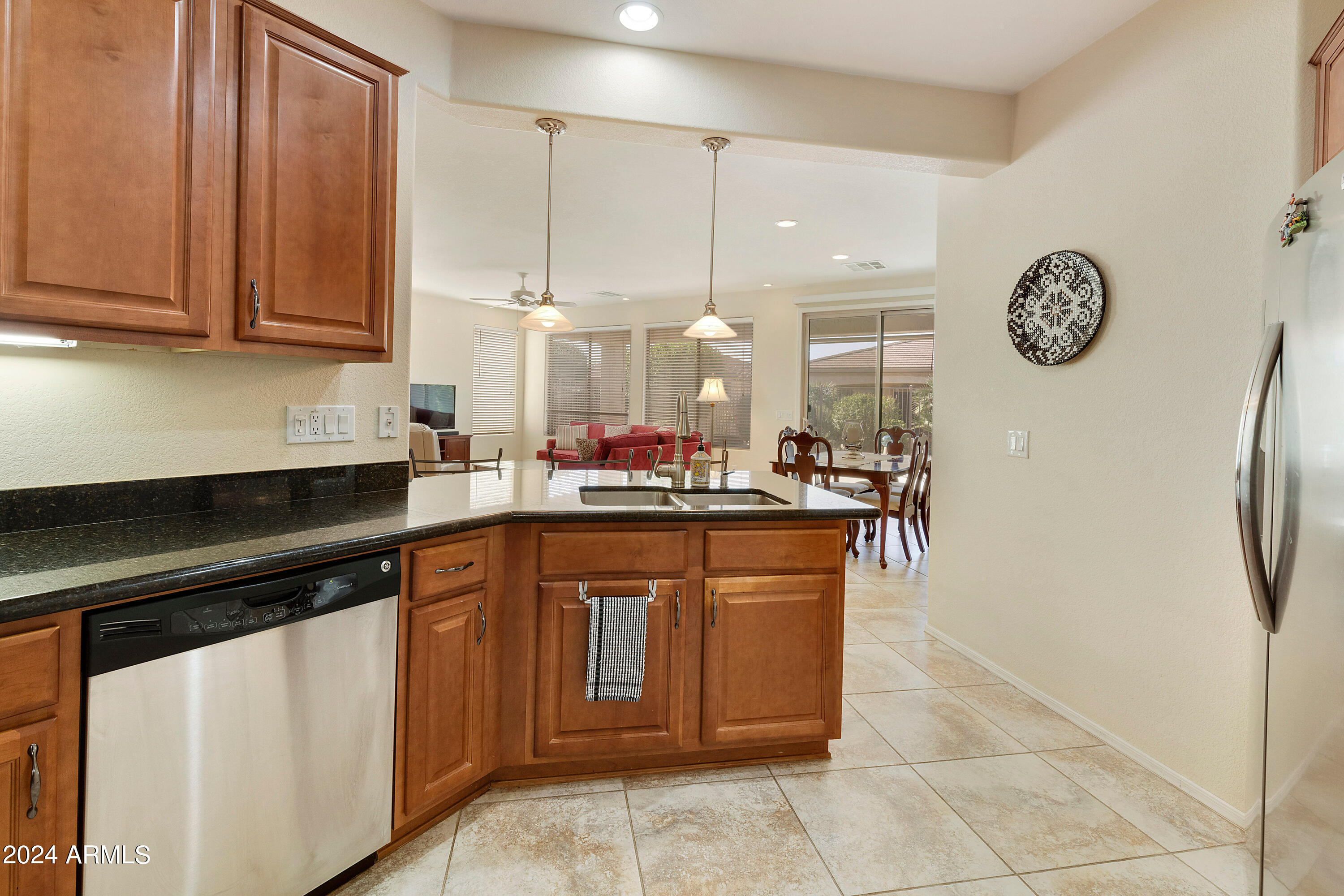 4649 East Rakestraw Lane Gilbert, AZ 85298 - Photo 15 of 43 4649 E-015-017-pat-MLS_Size