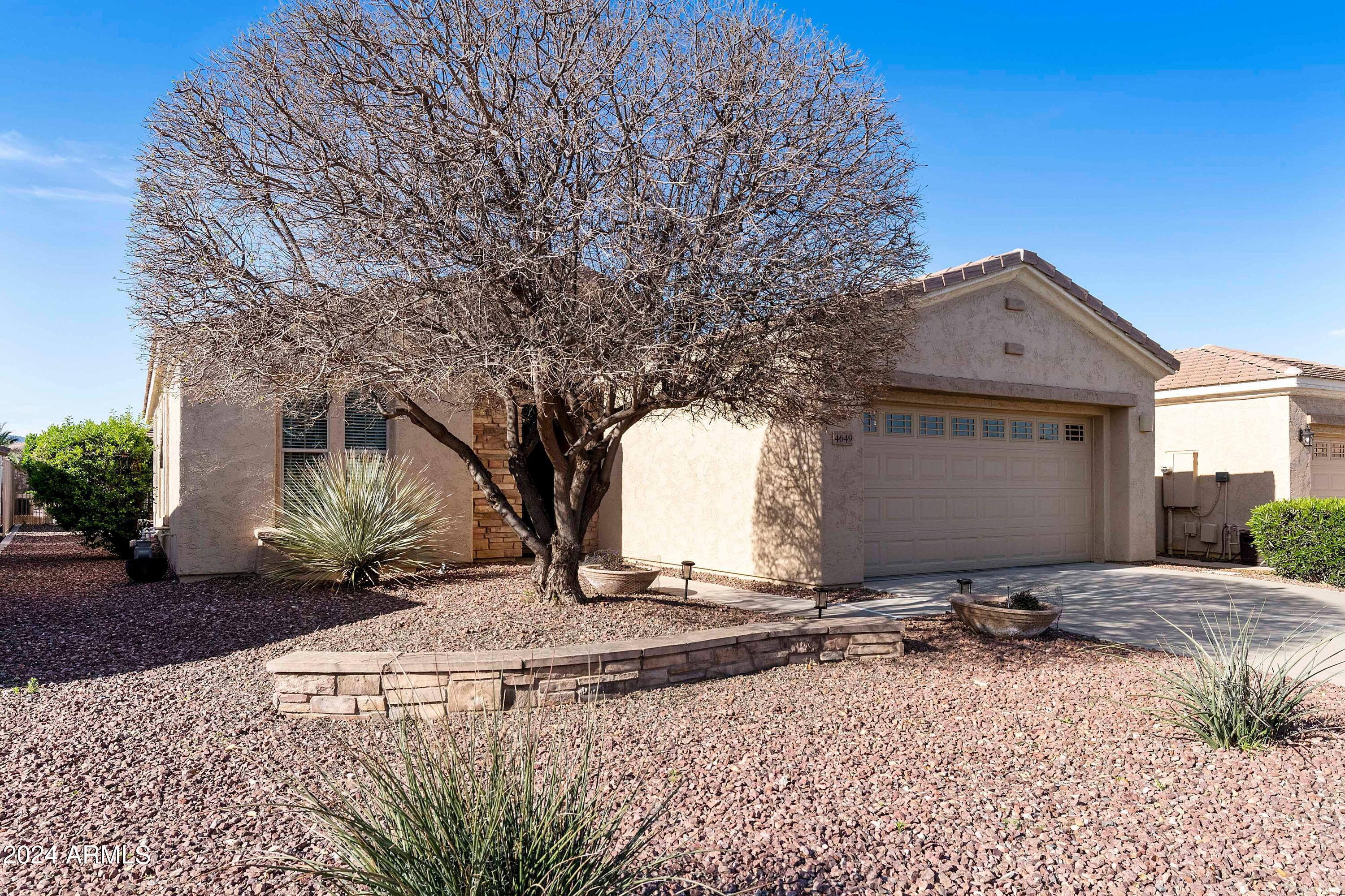 4649 East Rakestraw Lane Gilbert, AZ 85298 - Photo 3 of 43 4649 E-003-014-PAT 3937-MLS_Size