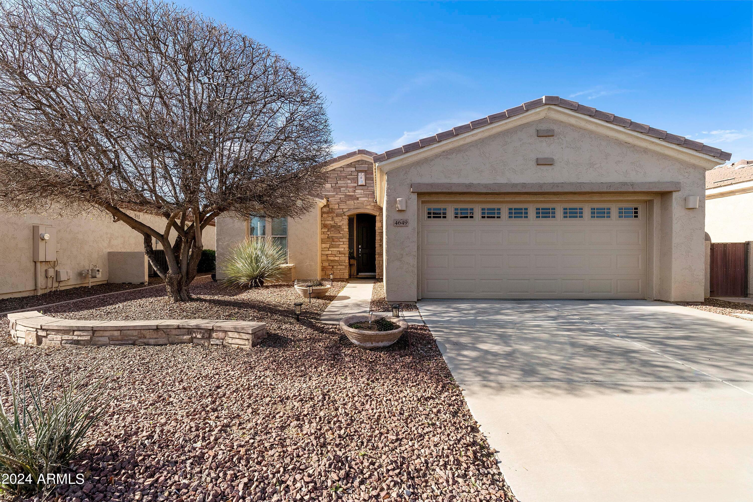 4649 East Rakestraw Lane Gilbert, AZ 85298 - Photo 4 of 43 4649 E-004-026-PAT 3938-MLS_Size