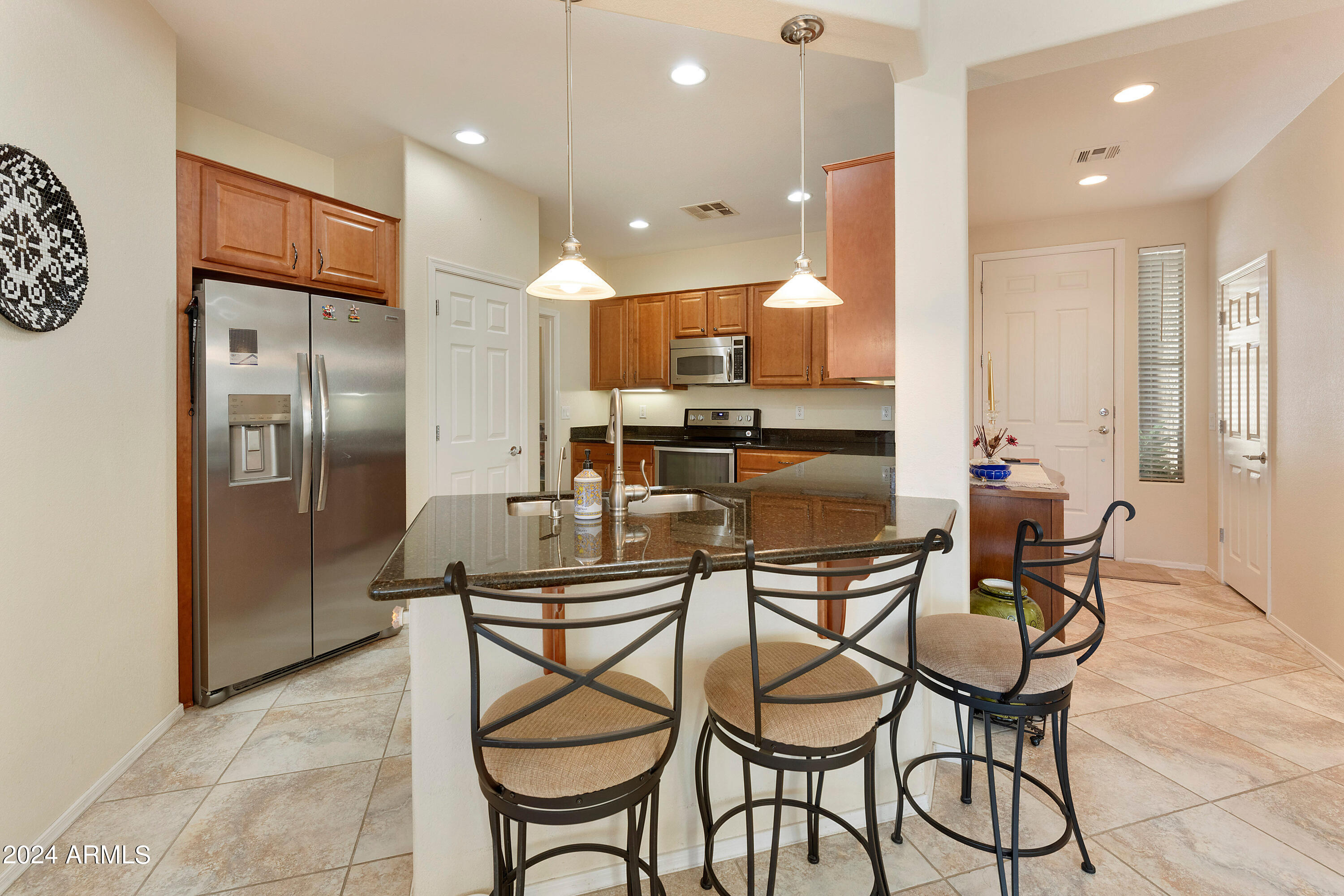 4649 East Rakestraw Lane Gilbert, AZ 85298 - Photo 9 of 43 4649 E-010-007-pat-MLS_Size