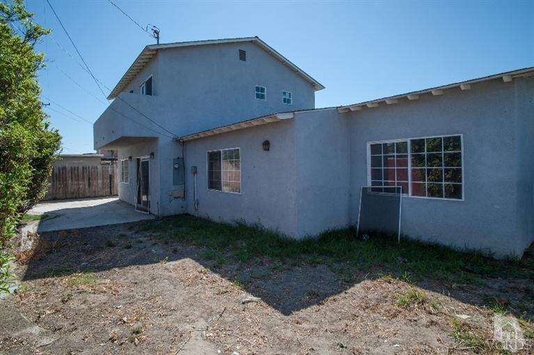 311 West Bard Road Oxnard, CA 93033 - Photo 10 of 10 a view of a back yard of the house