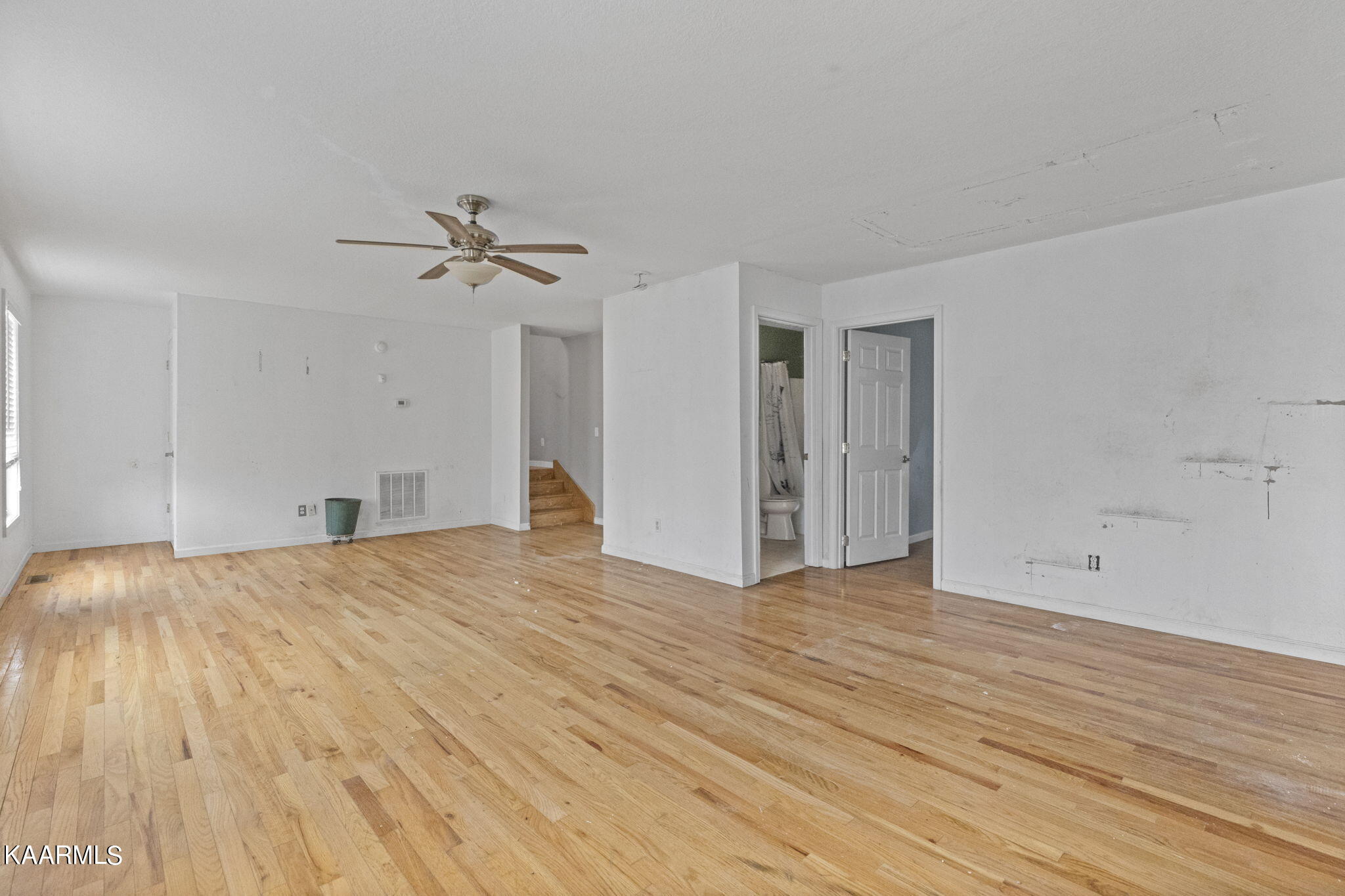 2050 Buckingham Road Greeneville, TN 37743 - Photo 12 of 37 12-web-or-mls-217A2047