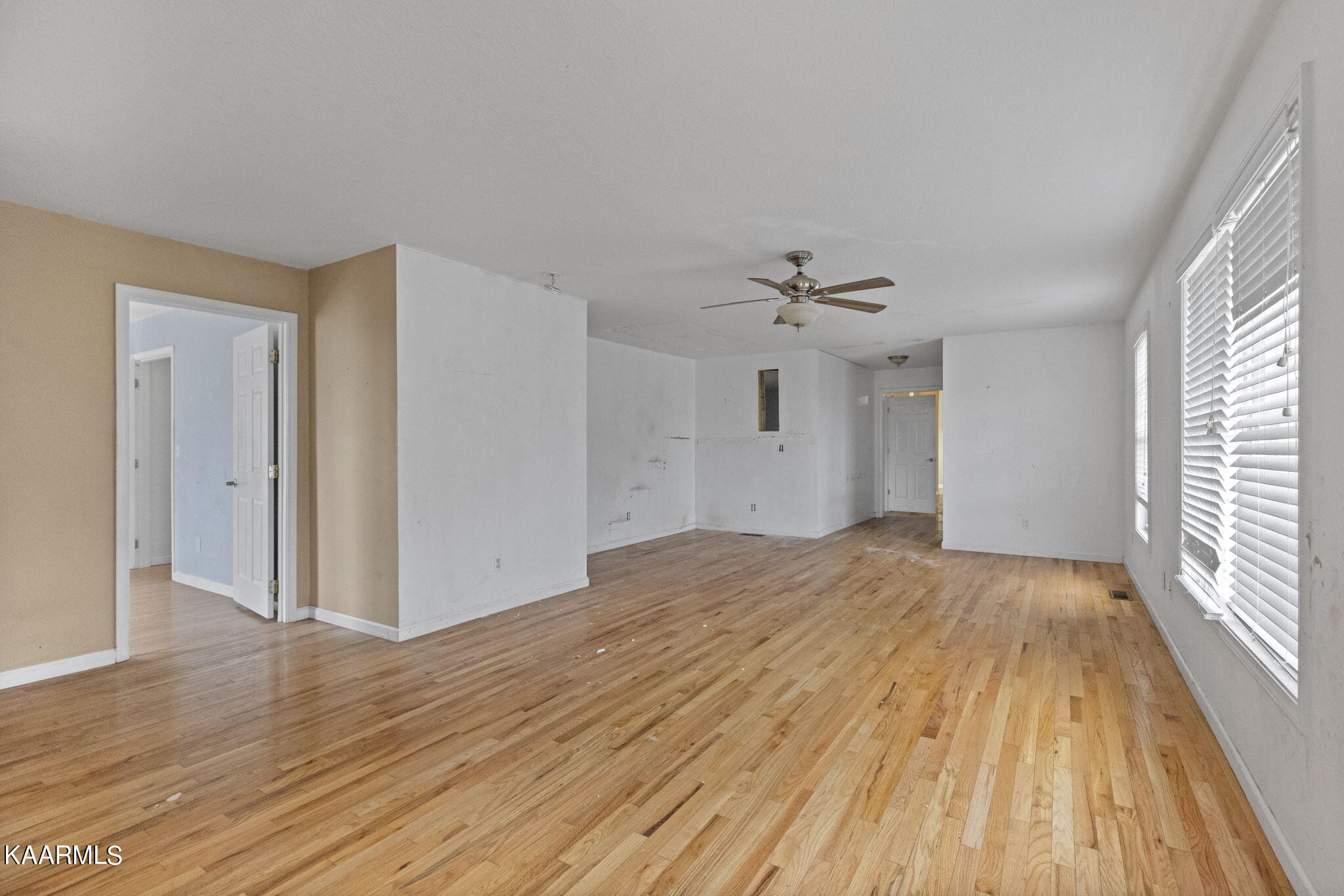 2050 Buckingham Road Greeneville, TN 37743 - Photo 14 of 37 14-web-or-mls-217A2052