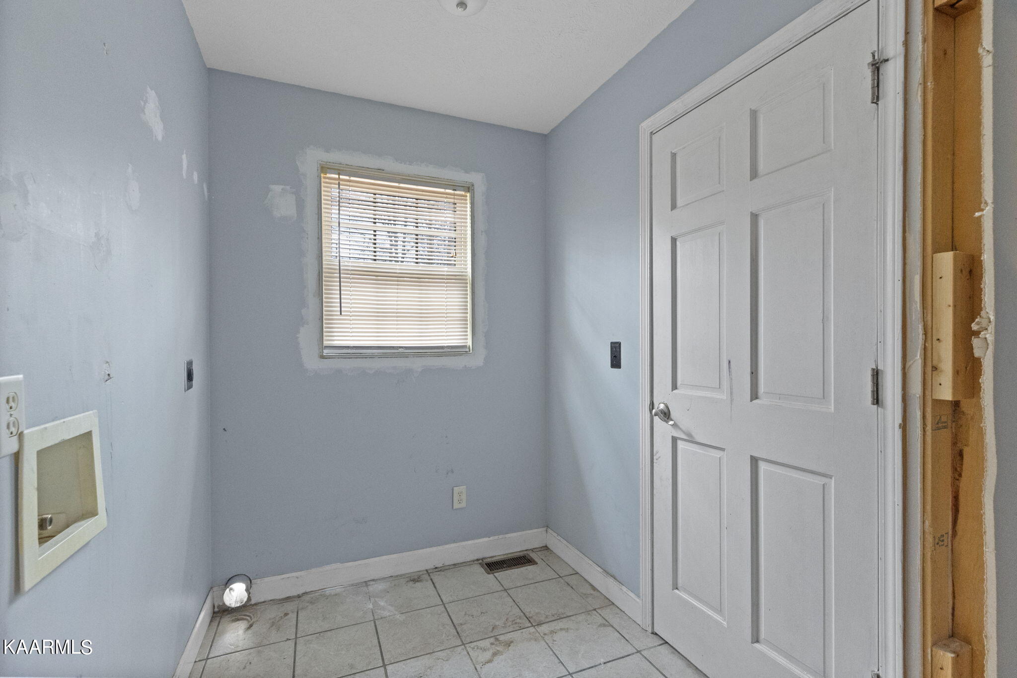 2050 Buckingham Road Greeneville, TN 37743 - Photo 3 of 37 3-web-or-mls-217A1998