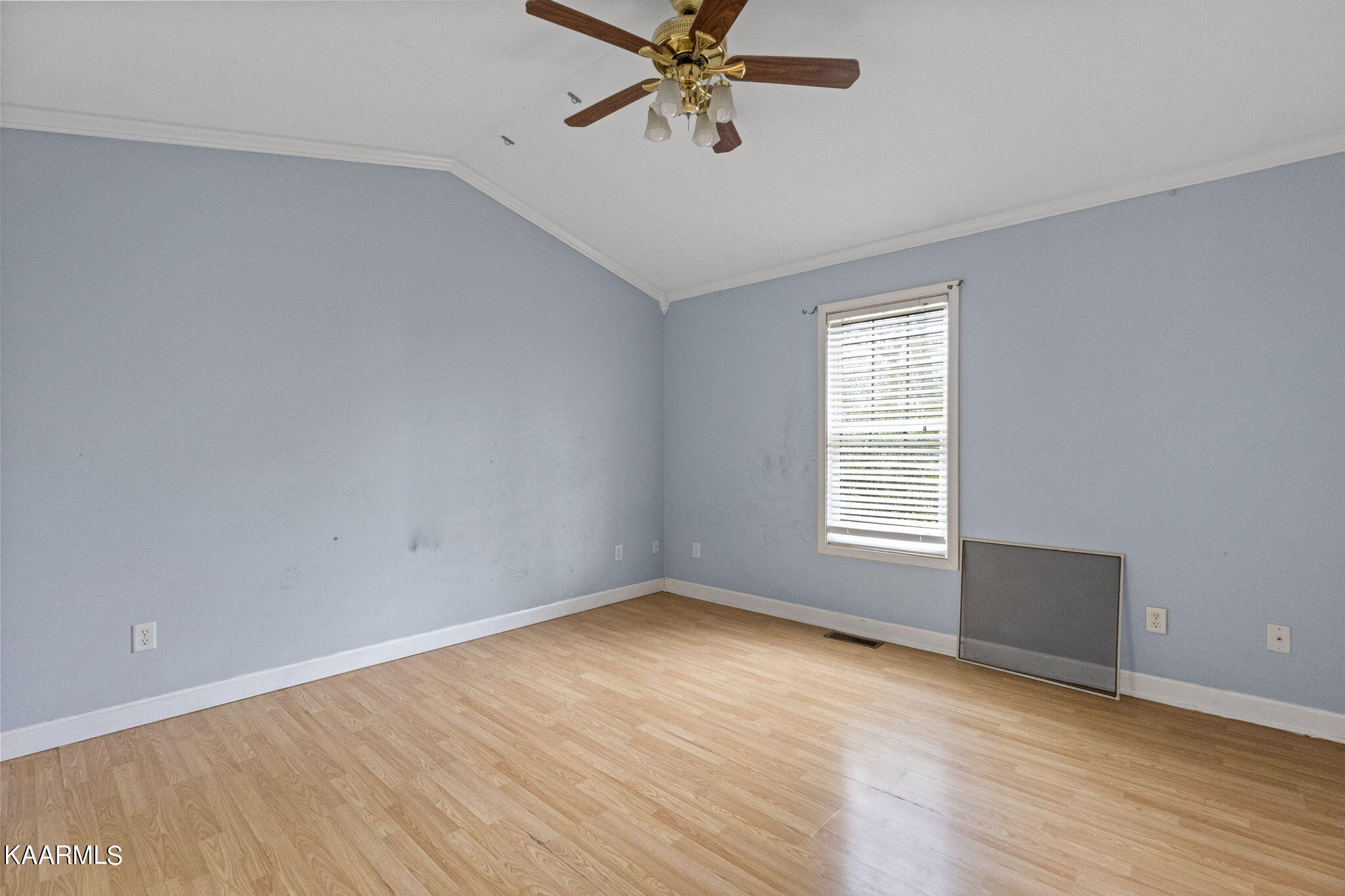 2050 Buckingham Road Greeneville, TN 37743 - Photo 6 of 37 6-web-or-mls-217A2013