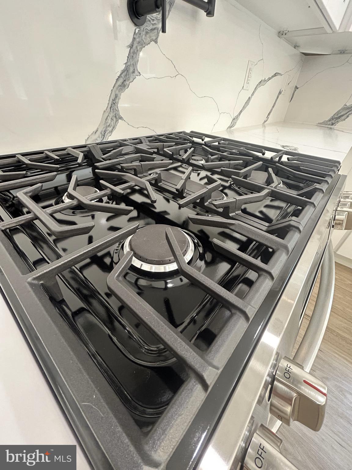 1178 South Spring Road Vineland, NJ 08361 - Photo 20 of 45 a close up of a stove