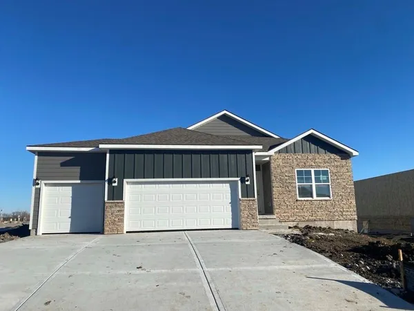 $479,990 | 17803 Houston Street, Gardner, KS 66030