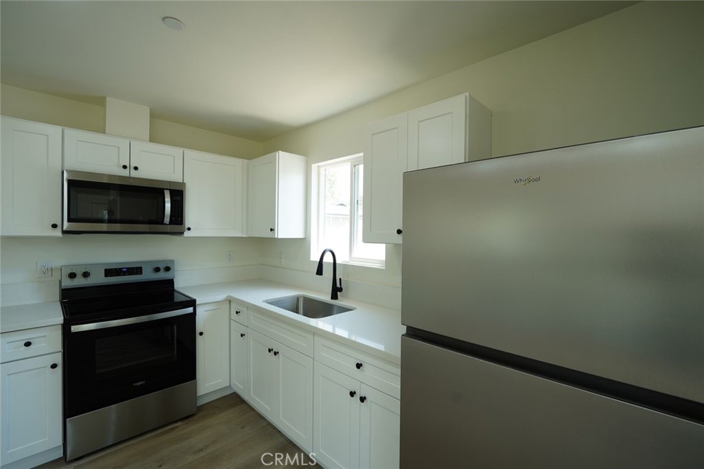 4811 Charlotte Way Riverside, CA 92504 - Photo 8 of 31
