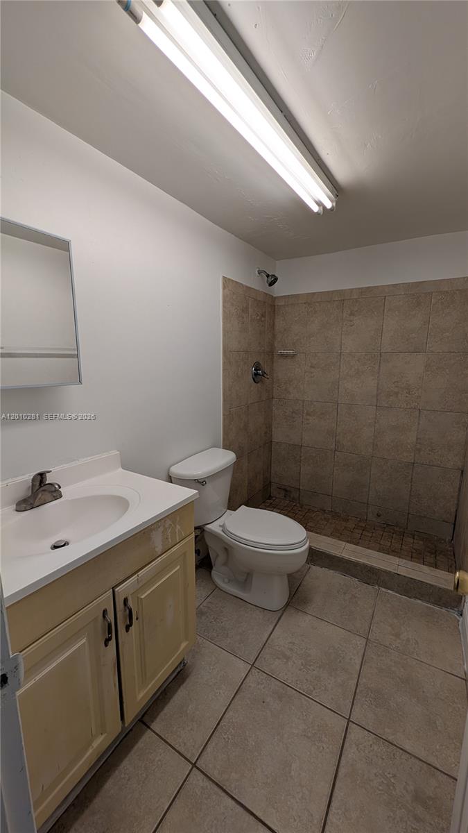 4655 Palm Avenue, Unit 124 Hialeah, FL 33012 - Photo 9 of 18