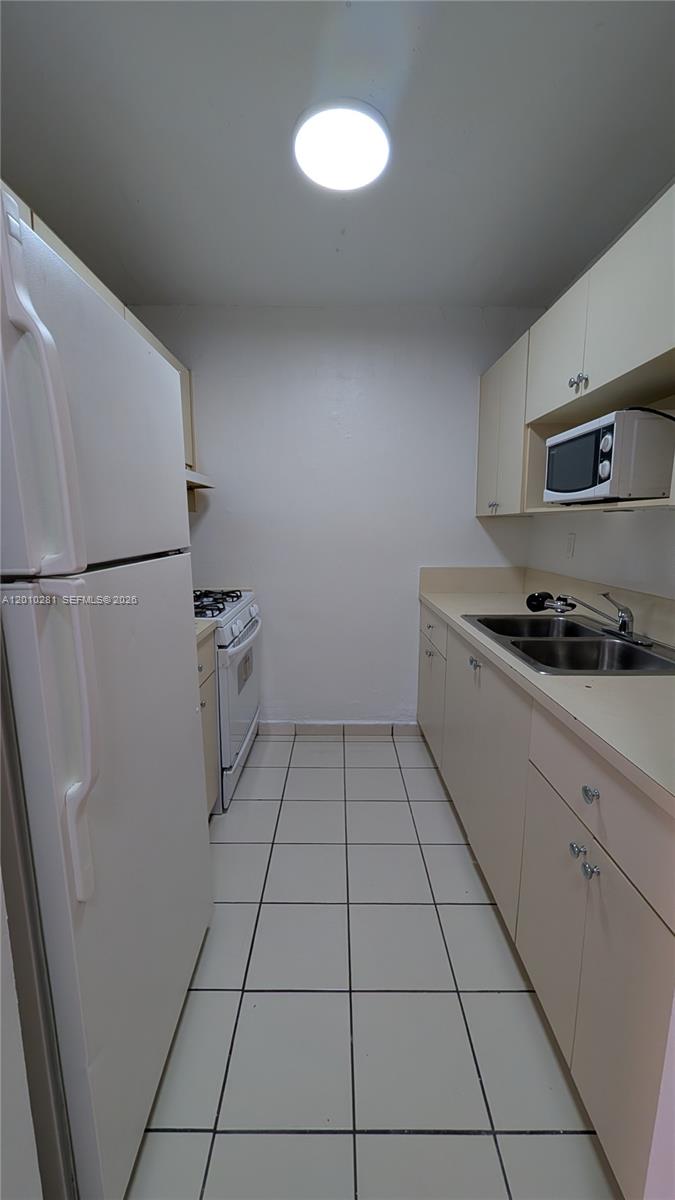 4655 Palm Avenue, Unit 124 Hialeah, FL 33012 - Photo 10 of 18