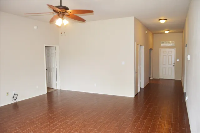 $2,000 | 23035 South Waterlily Drive, Richmond, TX 77406