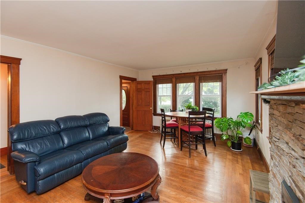 556 East Main Road Middletown, RI 02842 - Photo 11 of 34 Gallery Image 11