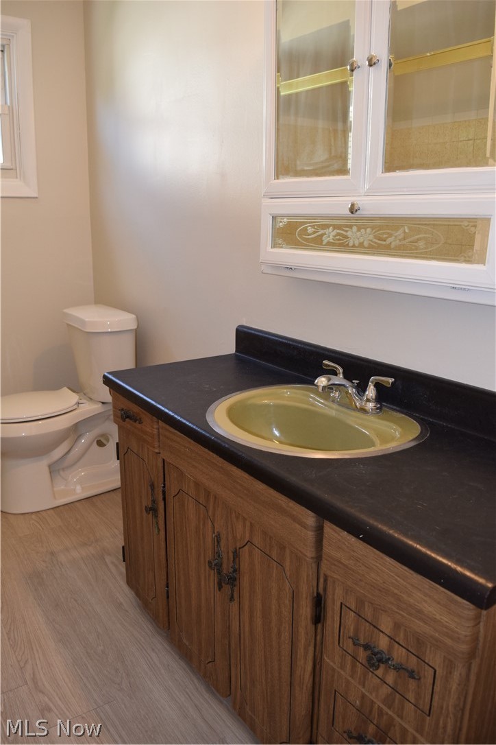 1051 West Waterloo Road Akron, OH 44314 - Photo 17 of 27