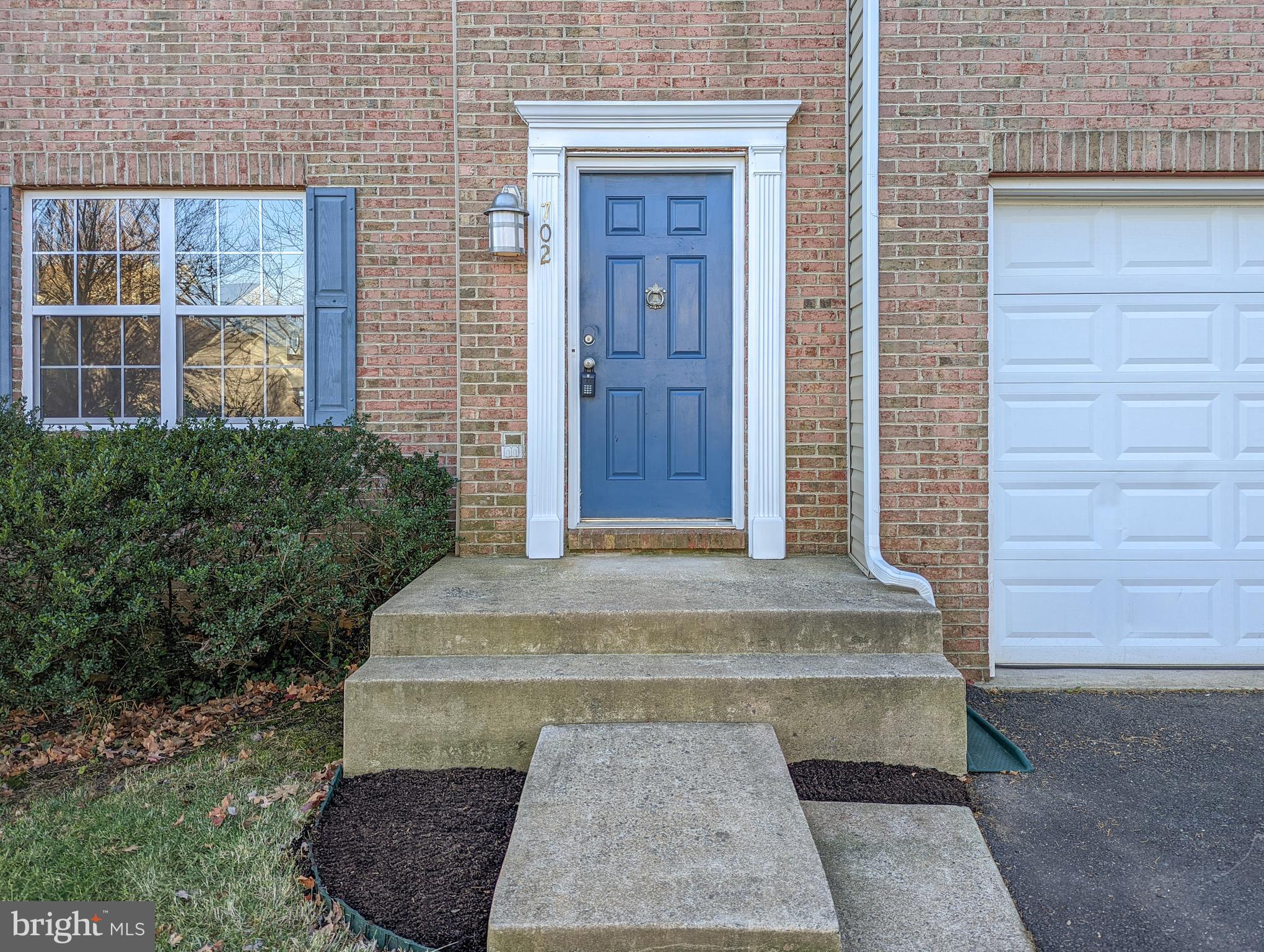 702 Holly Leaf Road Culpeper, VA 22701 - Photo 3 of 33 Gallery Image 3