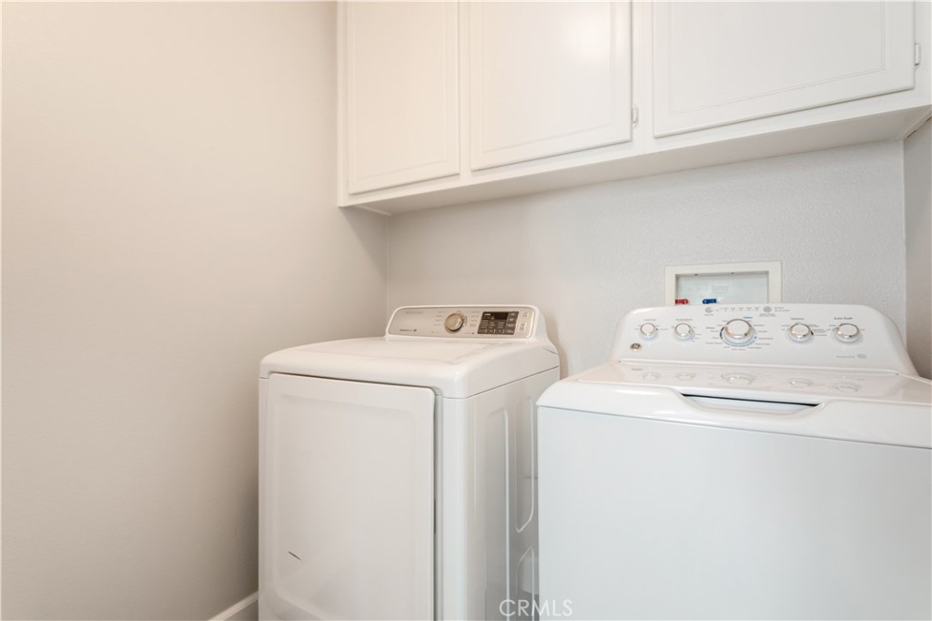 40116 Stowe Road Temecula, CA 92591 - Photo 32 of 53 Upper Level Laundry Rm