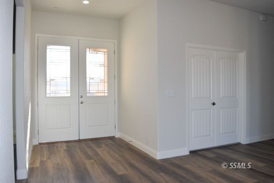 160 Rainshadow Court Ridgecrest, CA 93555 - Photo 5 of 34 Gallery Image 5