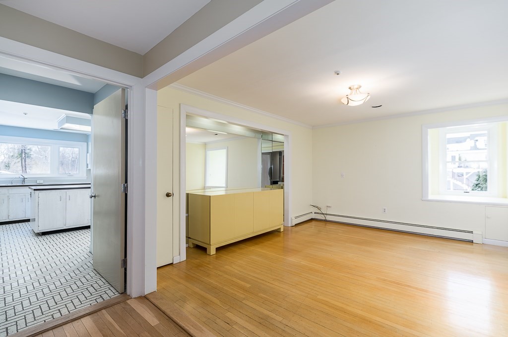 15 Beach Road Gloucester, MA 01930 - Photo 14 of 35