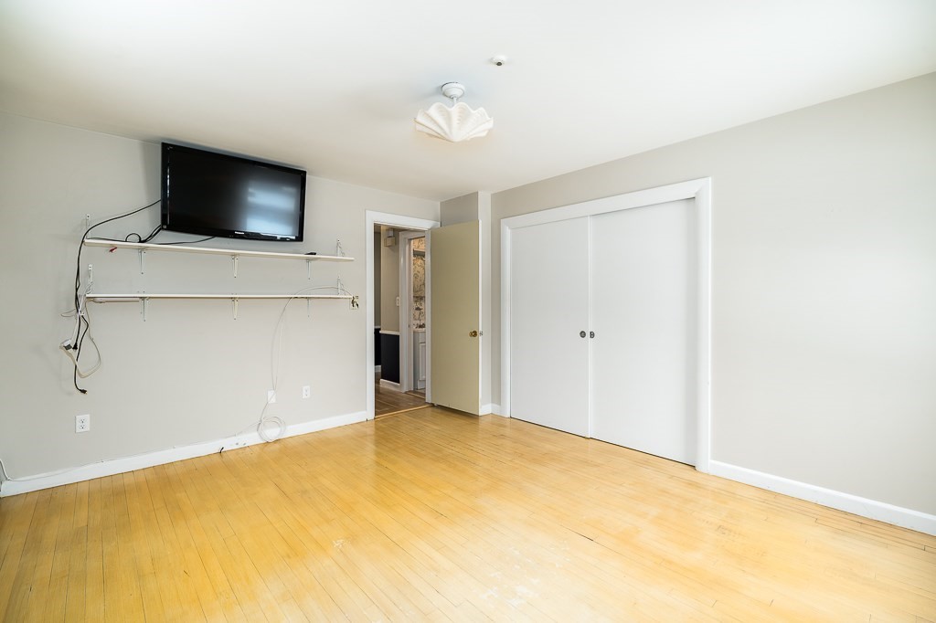 15 Beach Road Gloucester, MA 01930 - Photo 20 of 35