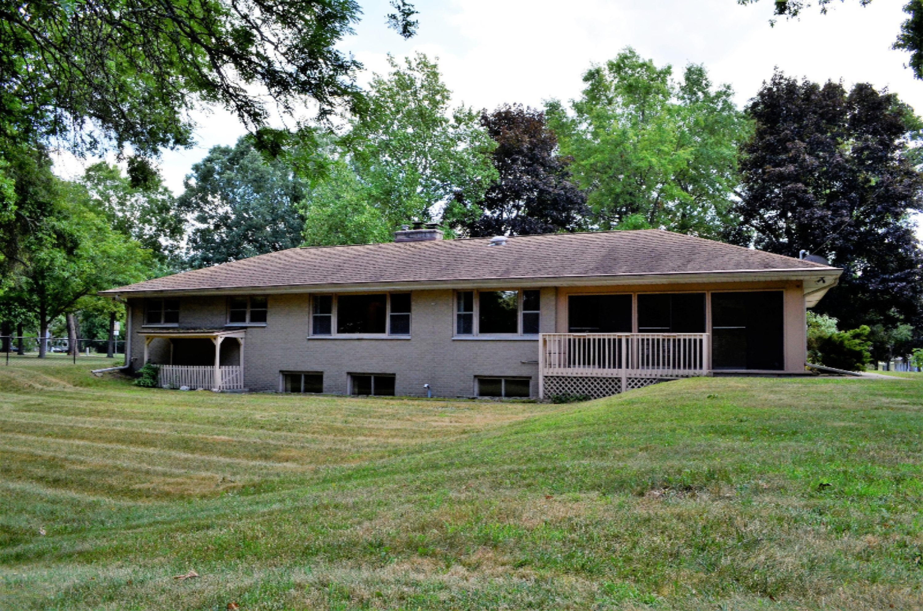 3928 Romence Road Portage, MI 49024 - Photo 2 of 28 _DSC0077