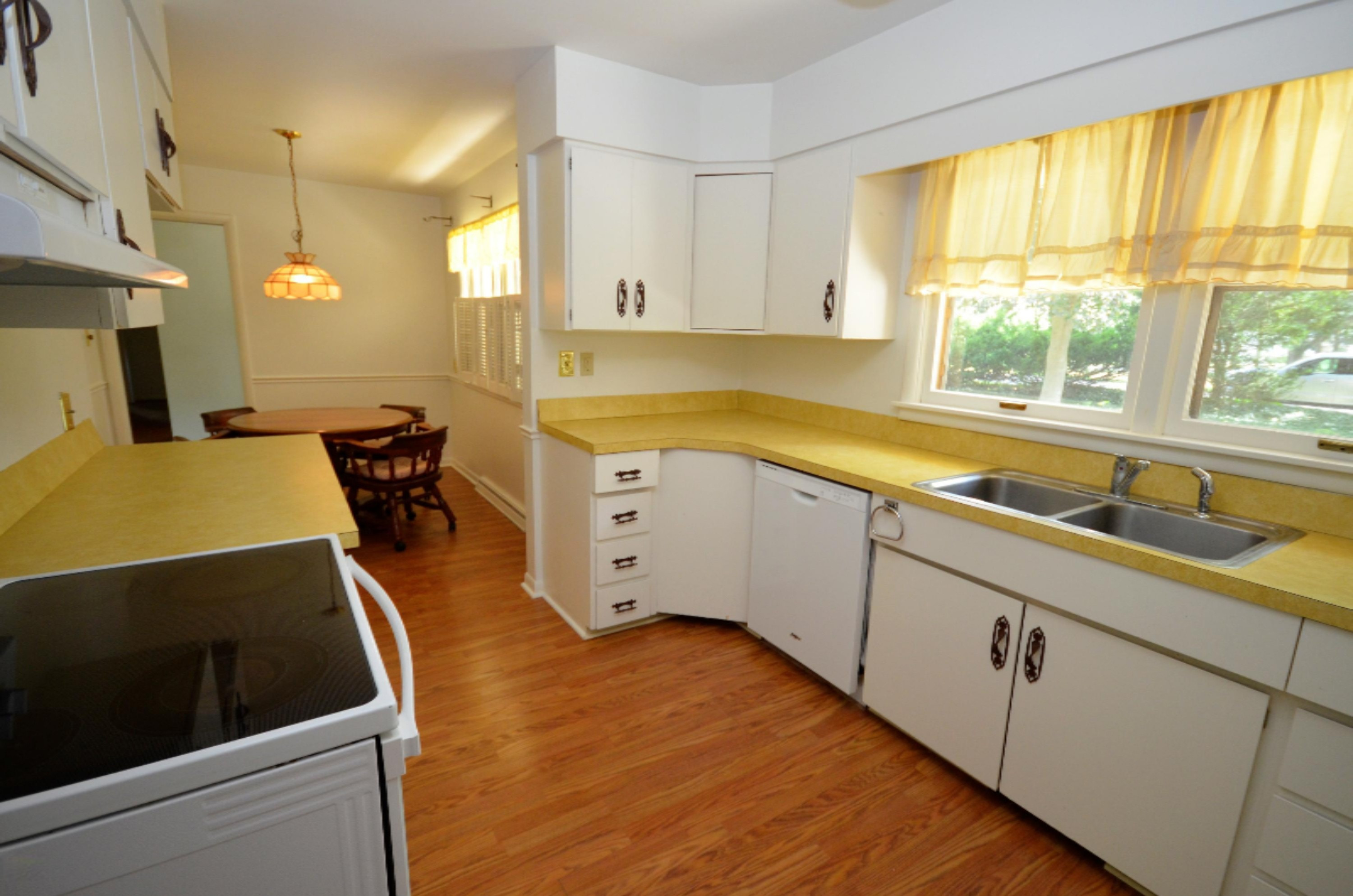 3928 Romence Road Portage, MI 49024 - Photo 4 of 28 _DSC0043