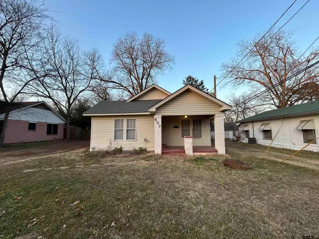 $1,450 | 407 East Blair Street, Mineola, TX 75773