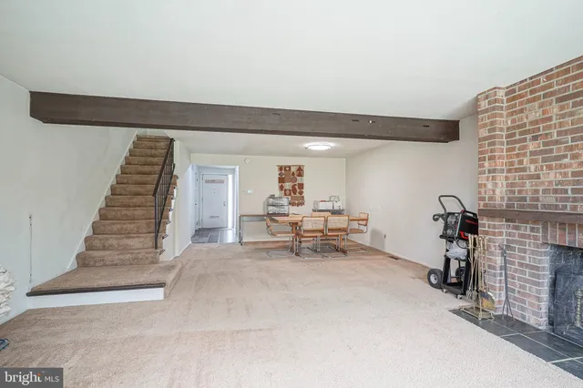 $285,000 | 4 West Close, Moorestown, NJ 08057