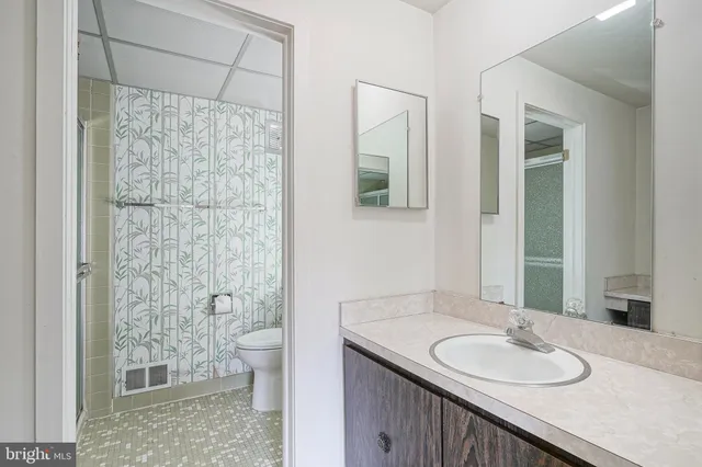 $285,000 | 4 West Close, Moorestown, NJ 08057