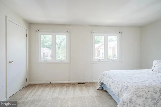 $285,000 | 4 West Close, Moorestown, NJ 08057