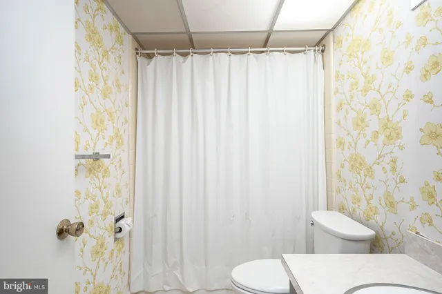 $285,000 | 4 West Close, Moorestown, NJ 08057