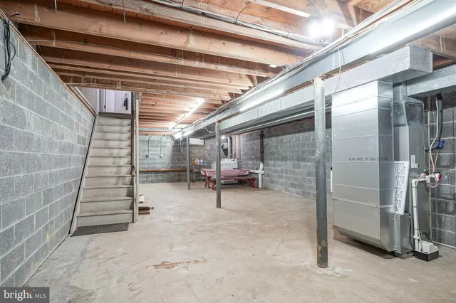 $285,000 | 4 West Close, Moorestown, NJ 08057